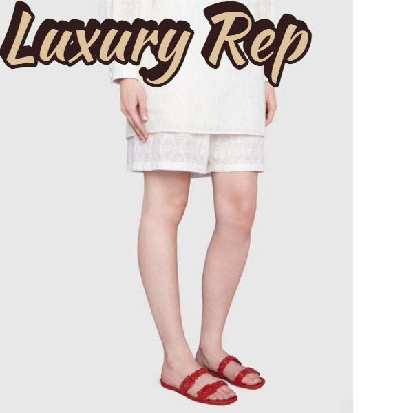 Replica Gucci Women GG Rubber Slide Sandal Hibiscus Red Chain Flat 1.5 Cm Heel 4
